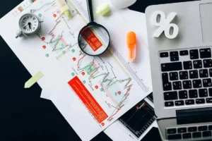10 Simple Tips for Successfully Managing Risk in Your Investments