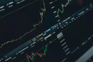 Day Trading Made Simple: A Beginner's Guide to Investing